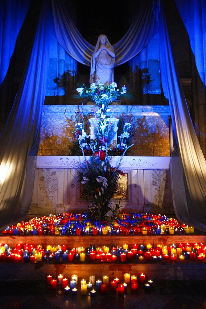 Light festival and feast of the Immaculate Conception, St. John's Cathedral, Lyon, Rhone, France, Europe