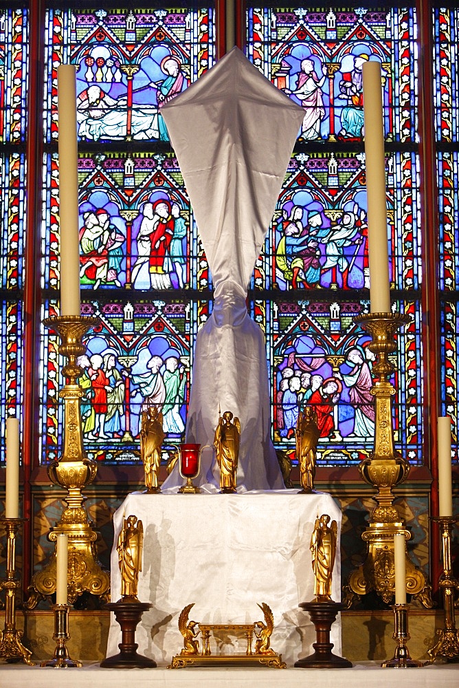 Easter week in Notre Dame Cathedral, Paris, France, Europe