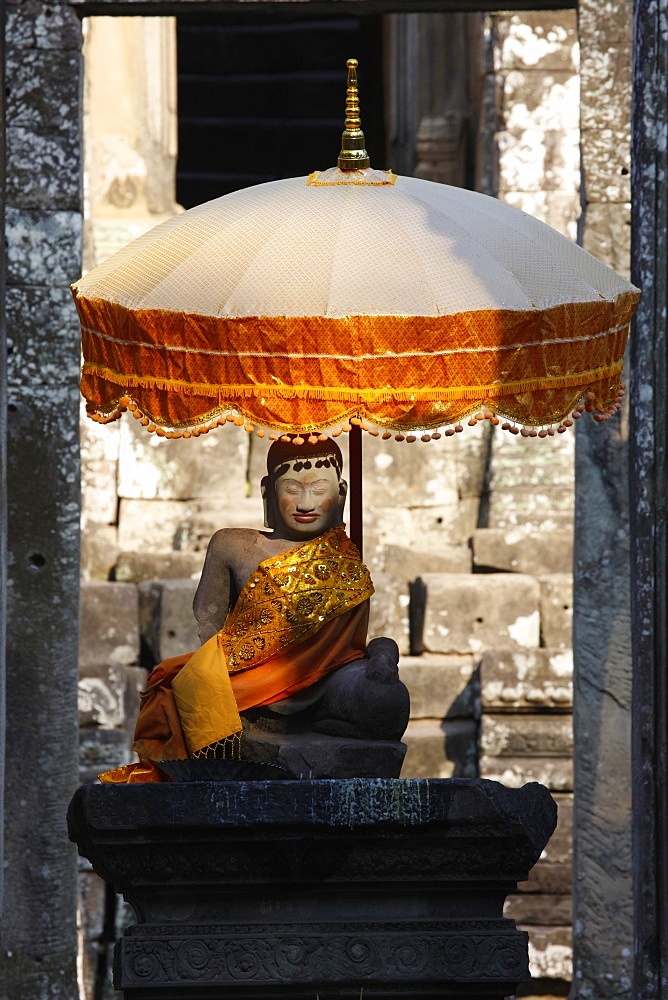 Buddha statue at Bayon Temple, Angkor, Siem Reap, Cambodia, Indochina, Southeast Asia, Asia