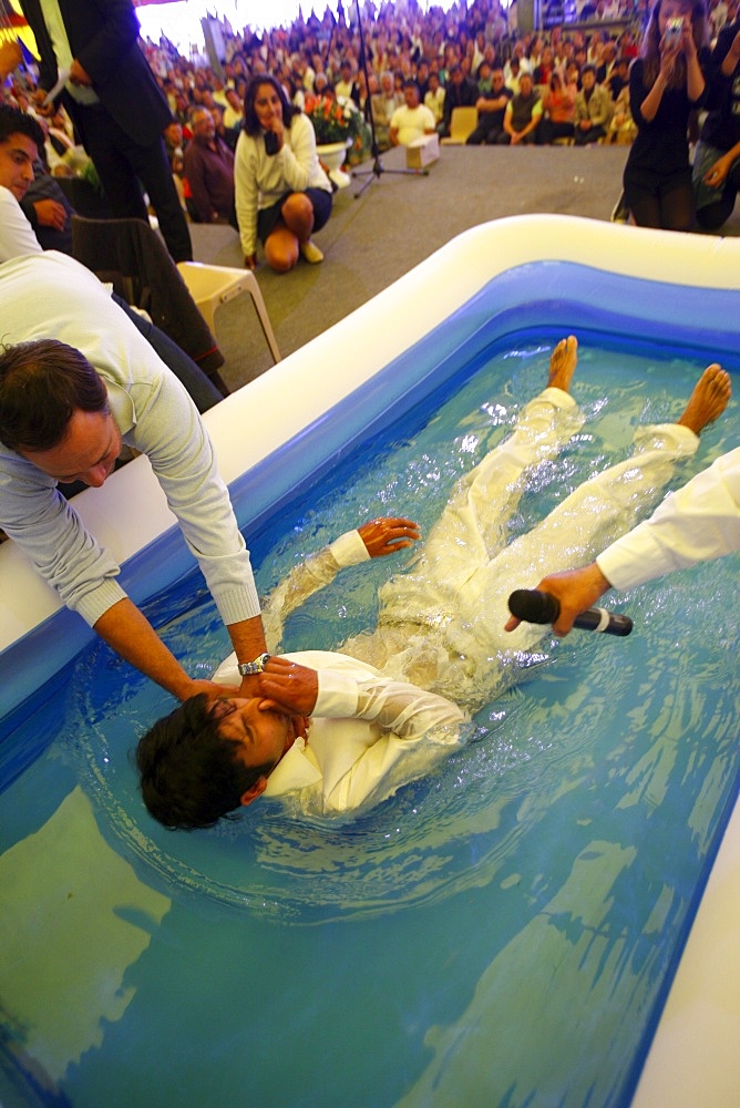 Baptism, Gipsy Evangelical meeting, Chaumont-Semoutiers, Haute-Marne, France, Europe