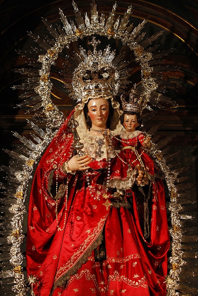 Virgin and Child sculpture in Seville cathedral, Seville, Andalucia, Spain, Europe