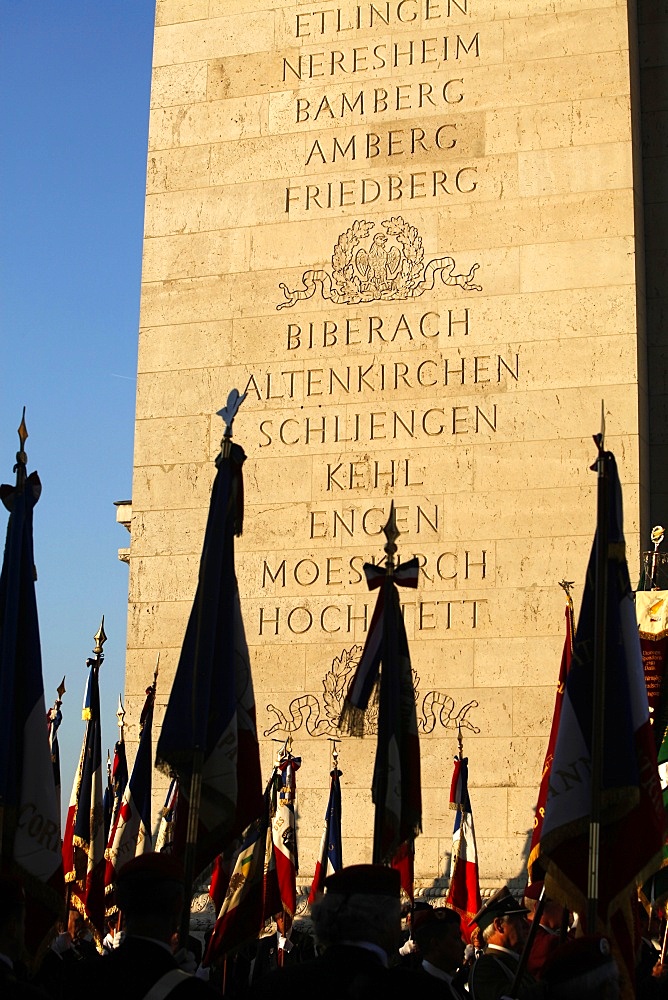 War veterans at the Arc de Triomphe, Paris, France, Europe