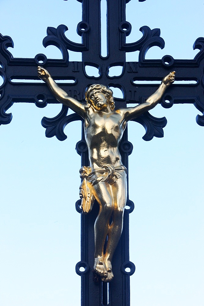 Crucifix, Vysehrad Cemetery, Prague, Czech Republic, Europe