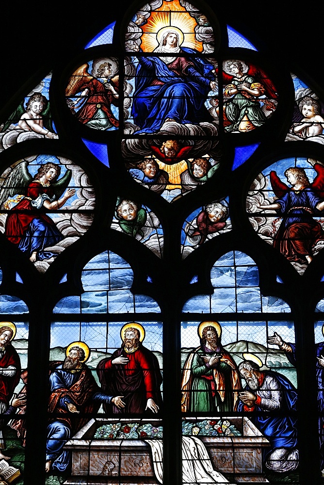 Stained glass window dating from 1619 of the Assumption of the Virgin, Bourges Cathedral, UNESCO World Heritage Site, Cher, Centre, France, Europe