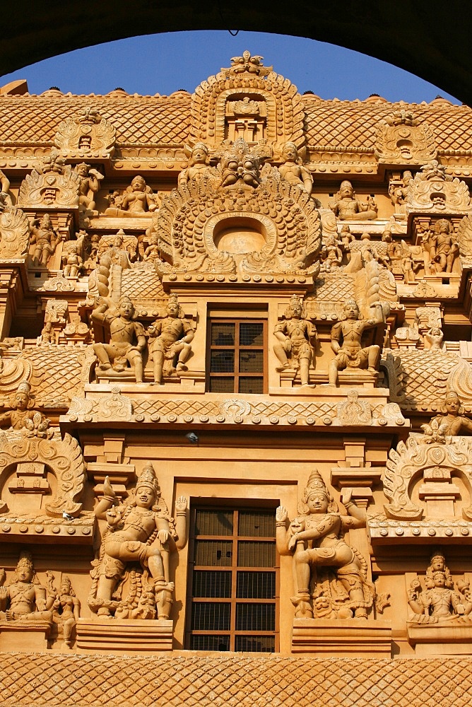 Brihadishvara temple (The Big Temple), Thanjavur (Tanjore), UNESCO World Heritage Site, Tamil Nadu, India, Asia