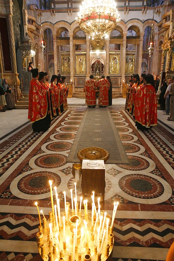 The Greek Orthodox catholicon, Orthodox Mass, Holy Sepulchre Church, Jerusalem, Israel, Middle East