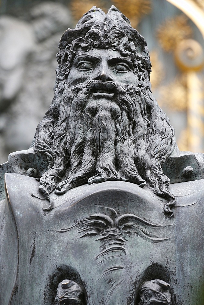 Art Nouveau statue, Otto Wagner Villa I, Vienna, Austria, Europe