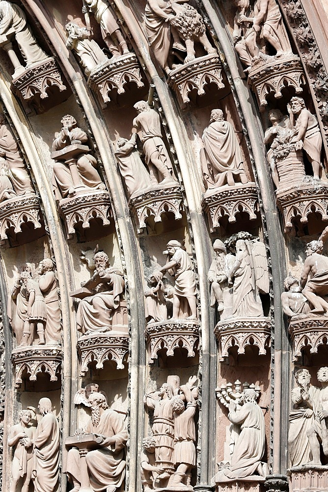 Scenes from the Old and New Testaments on the arches of the western front of Our Lady of Strasbourg Cathedral, Strasbourg, Alsace, France, Euorpe