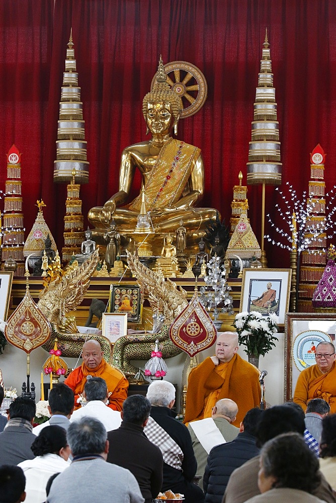 Buddhist ceremony, Magha Puja, Wat Velouvanaram, Bussy Saint Georges, Seine et Marne, France, Europe