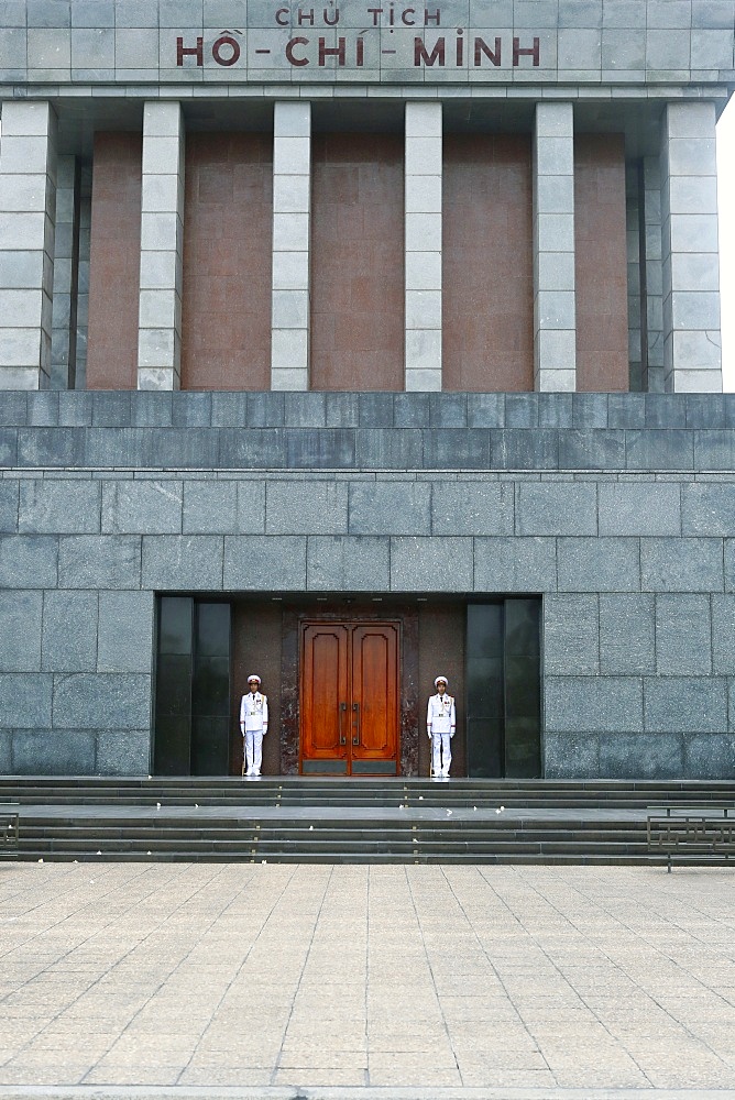 Guards at entrance, Ho Chi Minh Mausoleum, Hanoi, Vietnam, Indochina, Southeast Asia, Asia