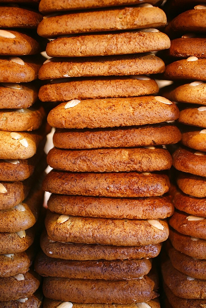 Cakes sold at Christmas market, Munich, Bavaria, Germany, Europe