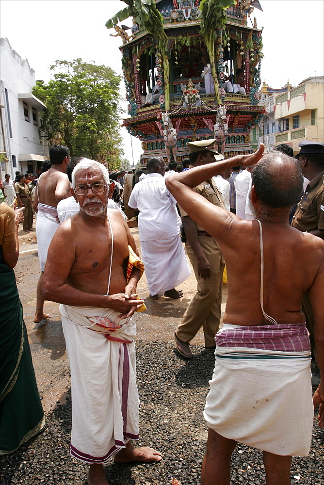 Preparing for a Tamil procession in Chennai, Tamil Nadu, India, Asia