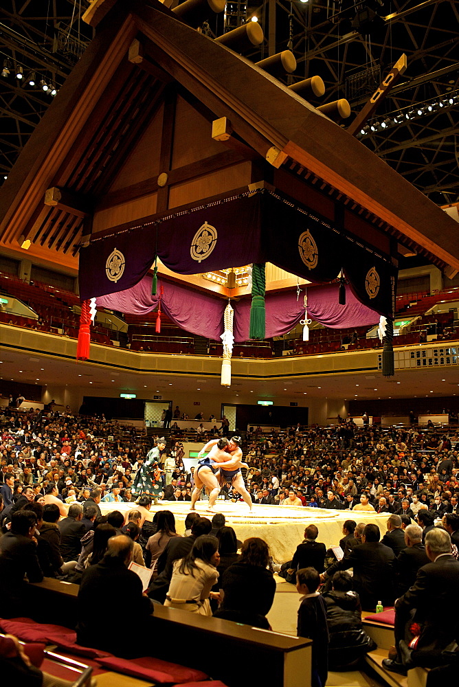 Sumo wrestling competition at the Kokugikan stadium, Tokyo, Japan, Asia