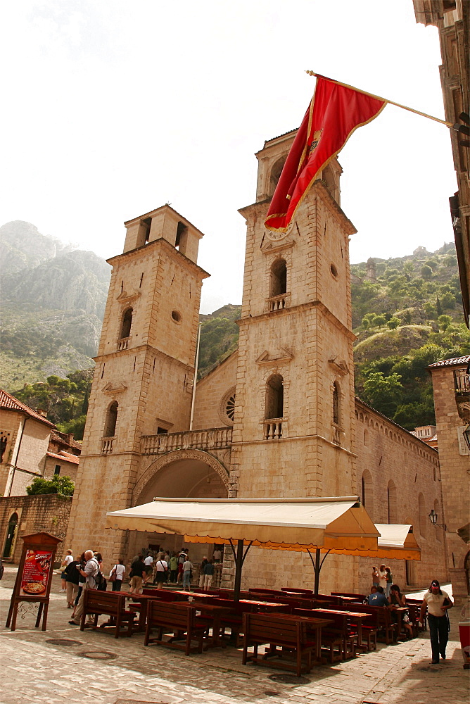 Market Square, Kotor, UNESCO World Heritage Site, Kotor Gulf, Montenegro, Europe