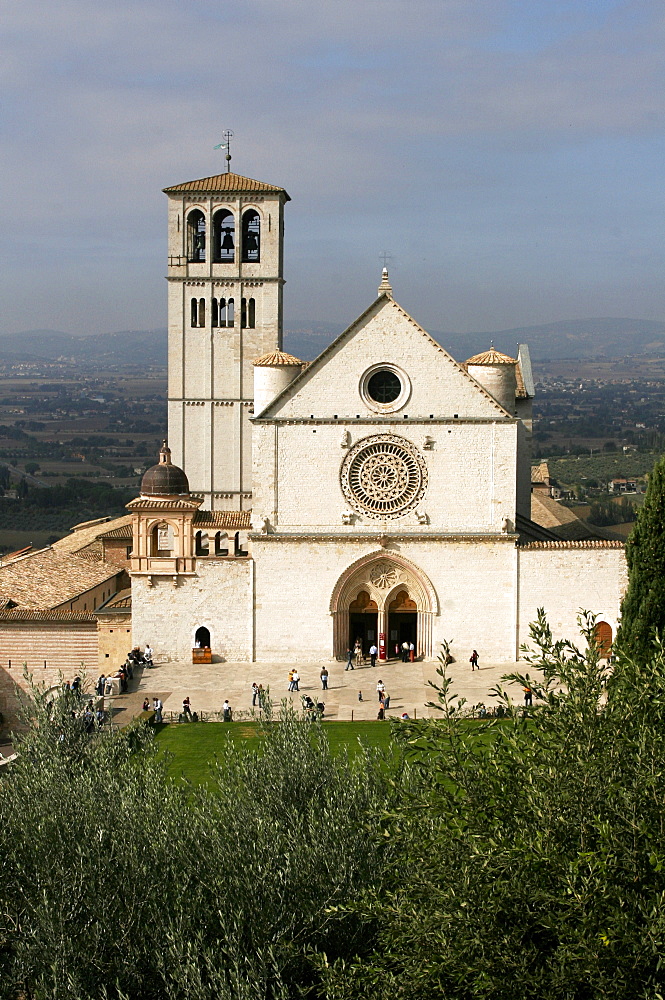 The San Francesco Basilica, UNESCO World Heritage Site, Assisi, Umbria, Italy, Europe