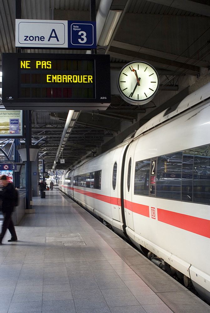 ICE (intercity Express), Brussels Zuid train station, Brussels, Belgium, Europe