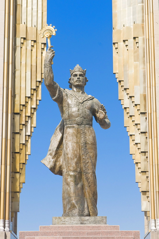 Statue of Ismail Samani (Ismoili Somoni), as memorial, Dushanbe, Tajikistan, Central Asia