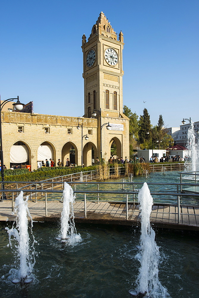 Huge square with water fountains below the citadel of Erbil (Hawler), capital of Iraq Kurdistan, Iraq, Middle East 