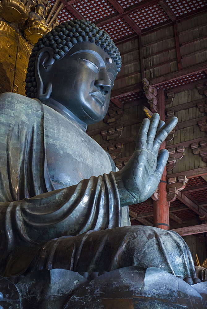 Big Buddha statue, Daibutsuden (Big Buddha Hall), Todaiji Temple, UNESCO World Heritage Site, Nara, Kansai, Japan, Asia