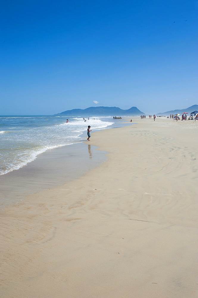 Campeche Beach on Ilha Catarina (Santa Catarina Island), Santa Catarina State, Brazil, South America 