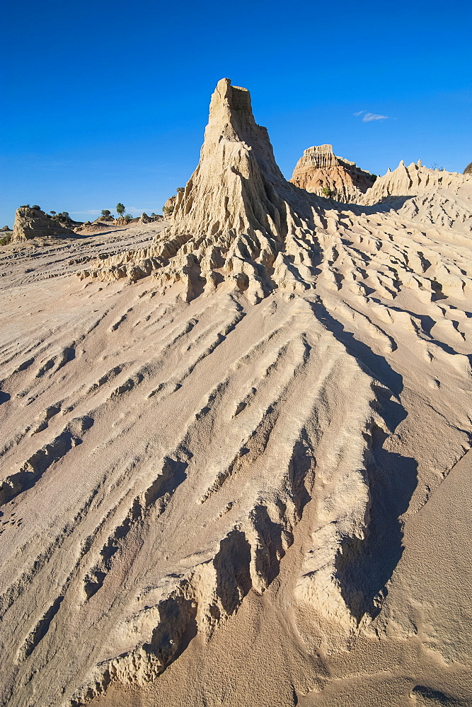 Walls of China, a series of Lunettes in the Mungo National Park, part of the Willandra Lakes Region, UNESCO World Heritage Site, Victoria, Australia, Pacific