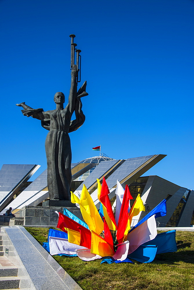 Hero Statue on the Hero City Obelisk, Pieramohi Park, Minsk, Belarus, Europe 