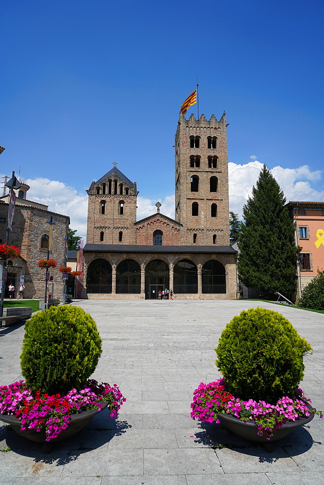 Santa Maria de Ripoll Benedictine Monastery, Ripoll, Girona province, Catalonia, Spain, Europe