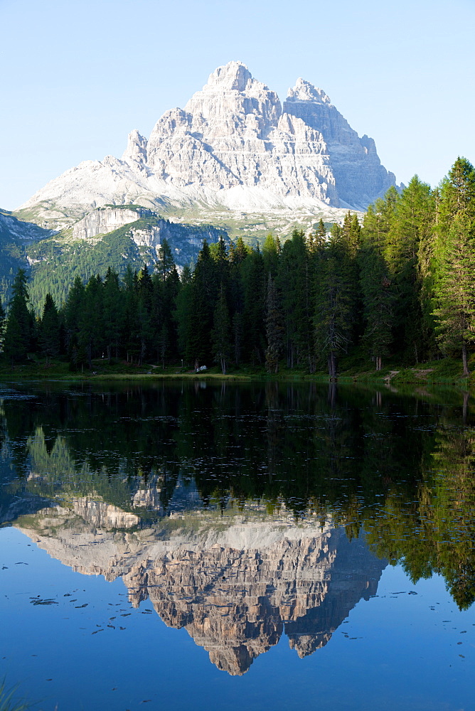 Reflections at sunset on Antorno Lake, Misurina, Tre Cime di Lavaredo, Belluno, Dolomites, Italy, Europe