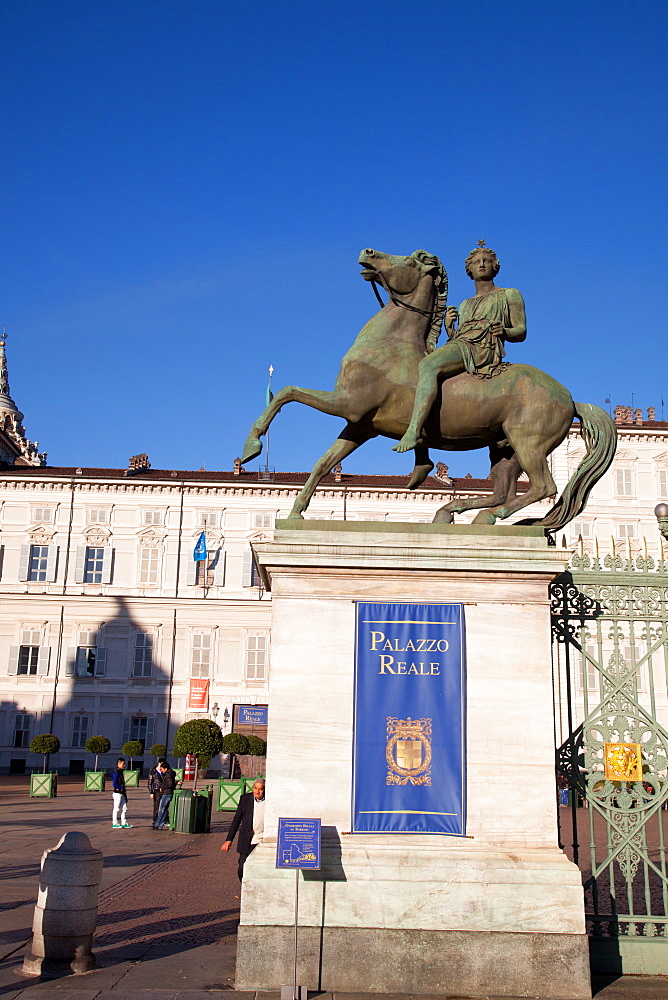 Pollux statue and the Royal Palace of Turin (Palazzo Reale), Turin, Piedmont, Italy, Europe 