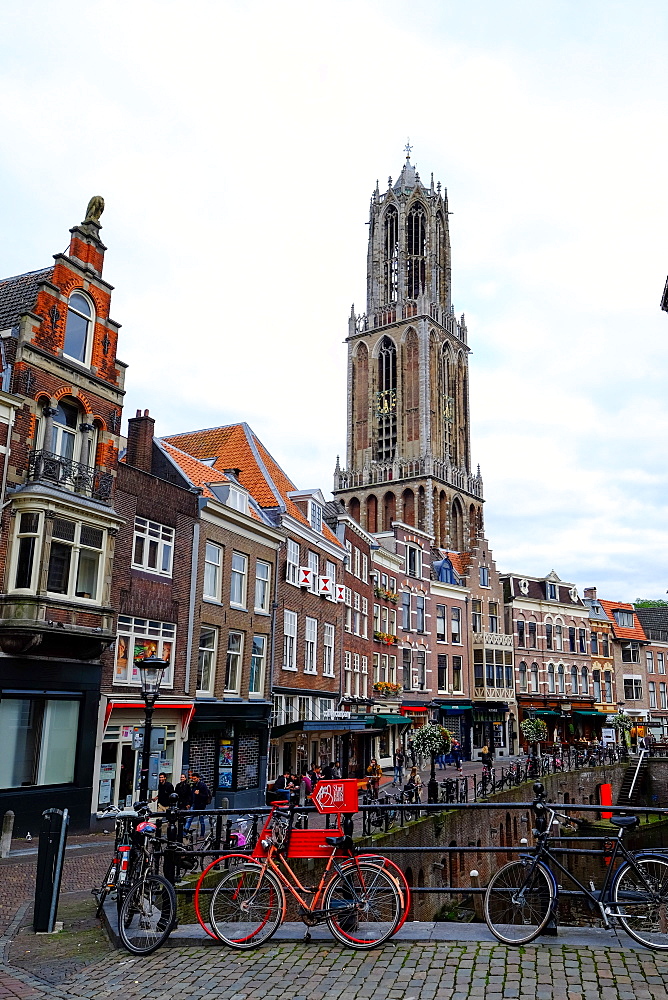 City center, Stadhuisbrug and Domtoren, St. Martin's Cathedral, Utrecht, The Netherlands, Europe