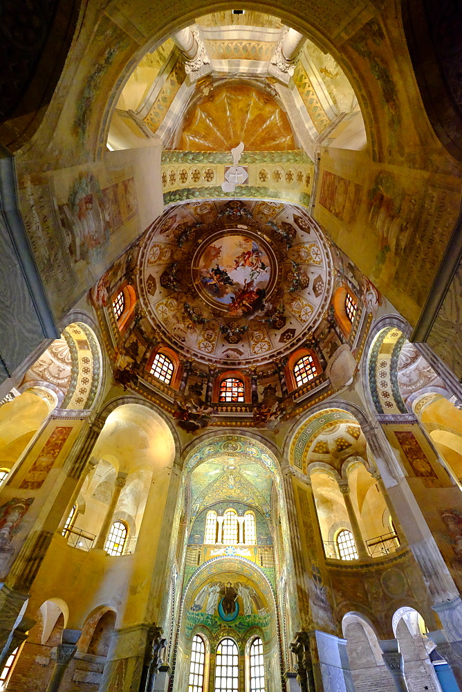 The Basilica of San Vitale, UNESCO World Heritage Site, Ravenna, Emilia-Romagna, Italy, Europe