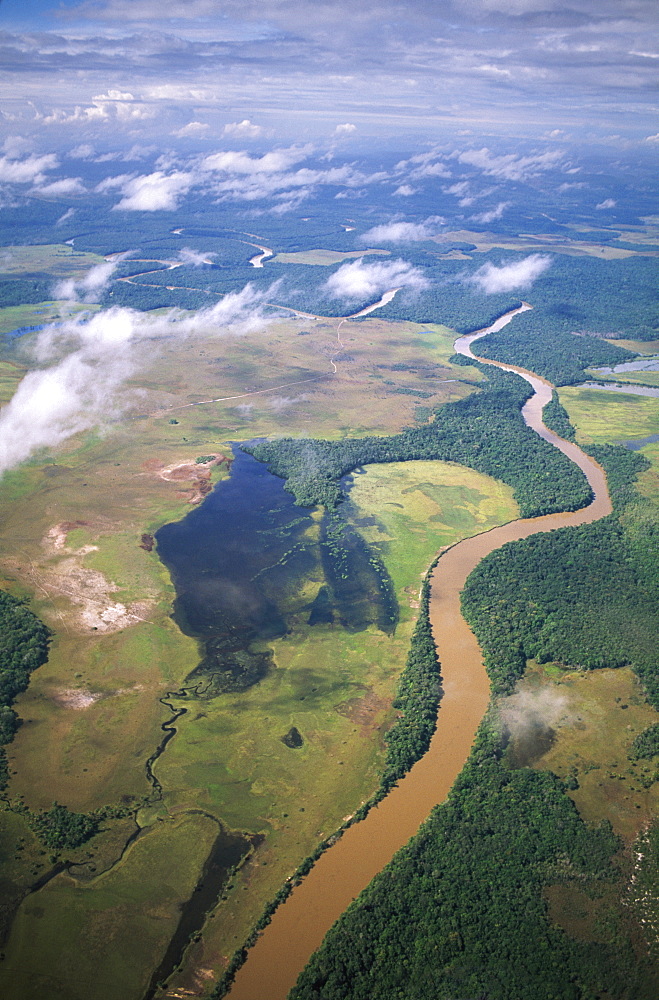 Aerial image of Yuruani River near Masu-paru-mota, Canaima National Park, UNESCO World Heritage Site, La Gran Sabana, Bolivar State, Venezuela, South America