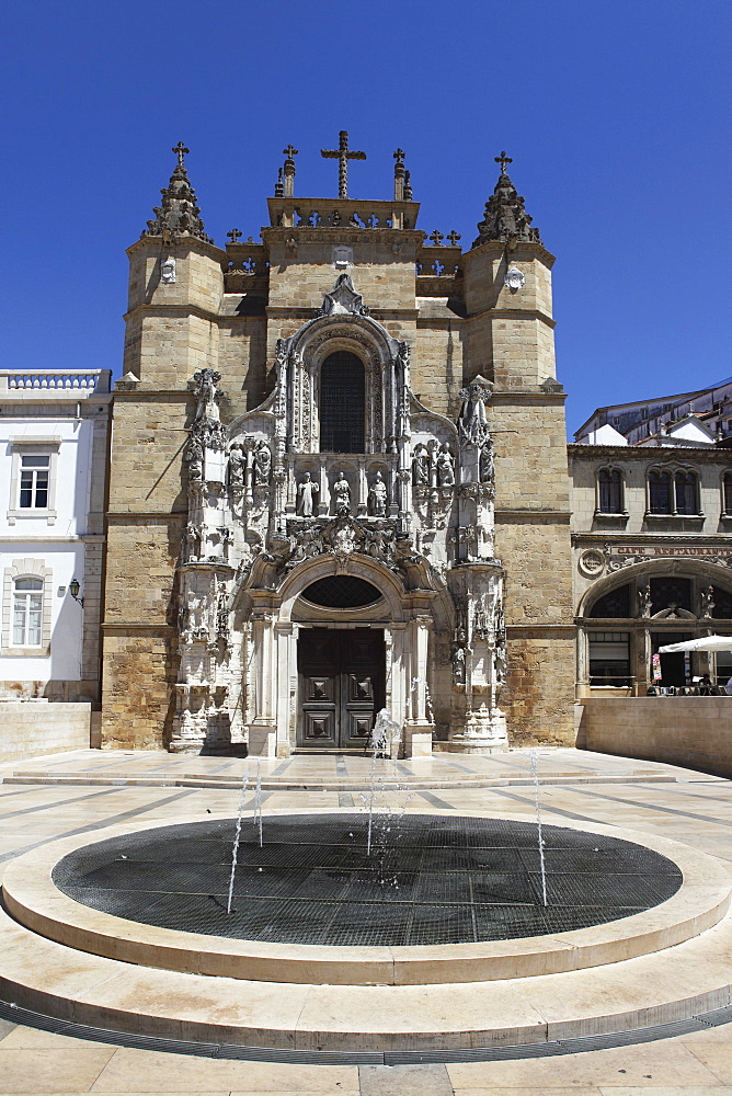 The Santa Cruz church, with Manueline facade, on the Praca 8 de Maio square, Coimbra, Beira Litoral, Portugal, Europe