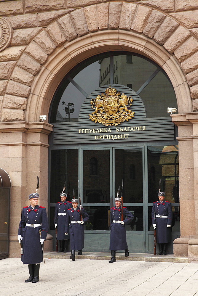 Soldiers participate in the ceremonial changing of the guards at the Presidential Palace, Sofia, Bulgaria, Europe