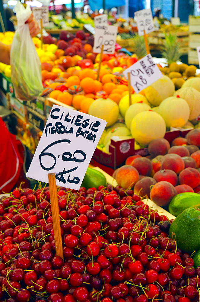 Cherries for sale at fruit and vegetable market, Rialto, Venice, Veneto, Italy, Europe