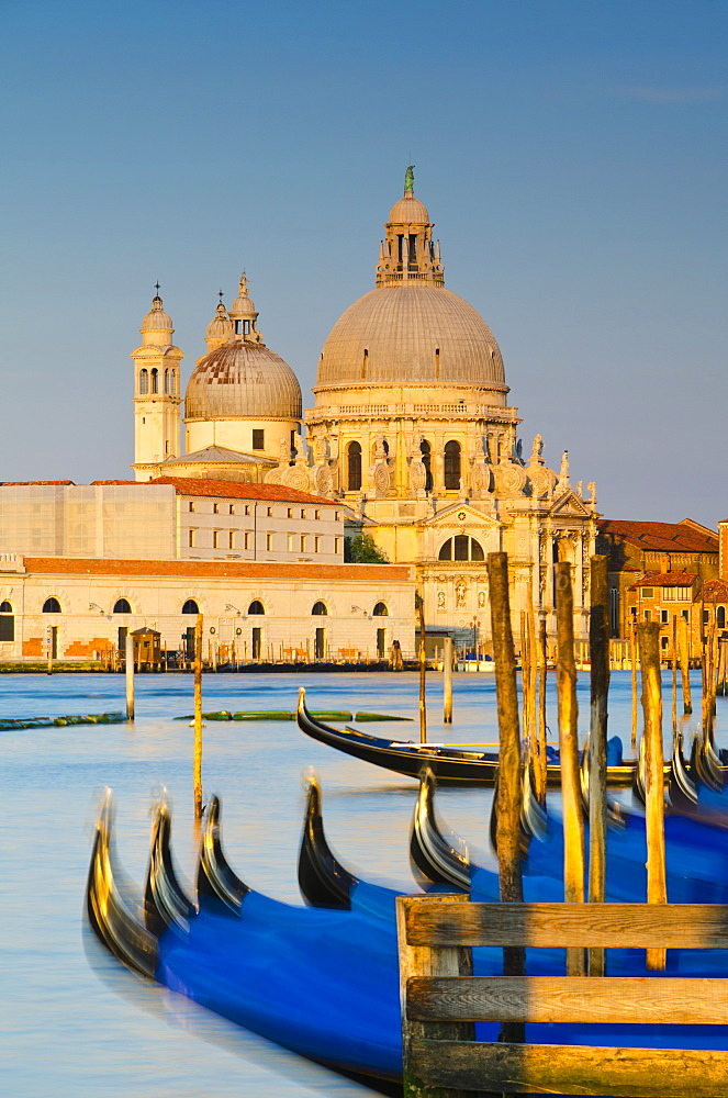 Santa Maria della Salute Church across Basino di San Marco, Venice, UNESCO World Heritage Site, Veneto, Italy, Europe