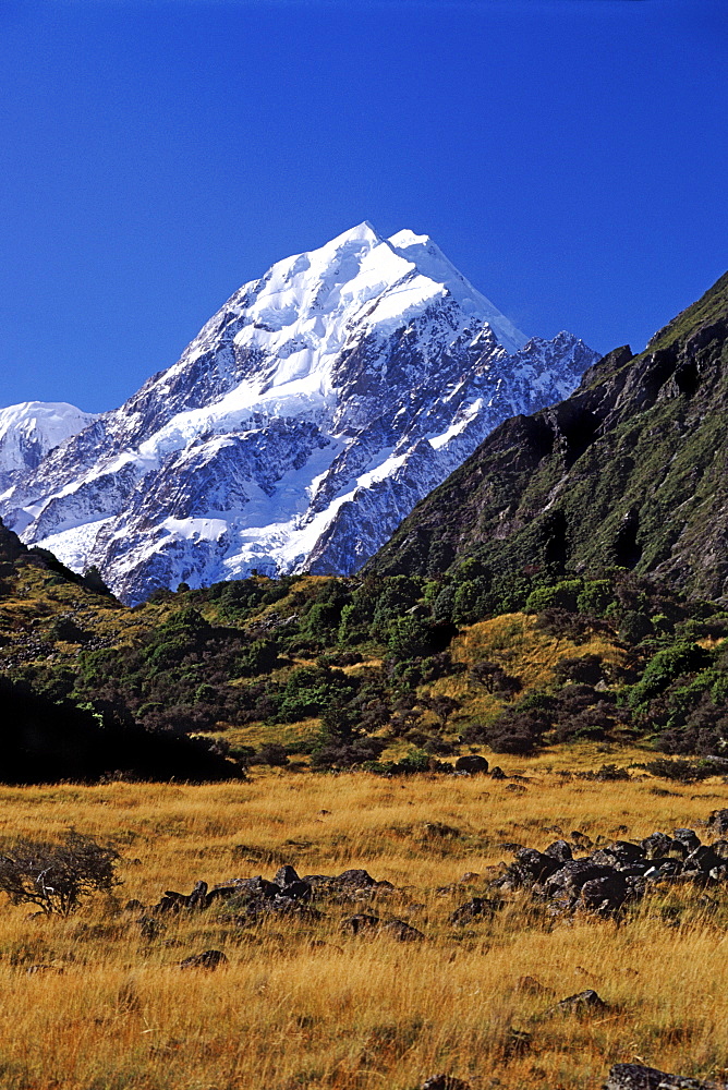 Mount Cook in the Aoraki National Park, South Island, New Zealand, Pacific