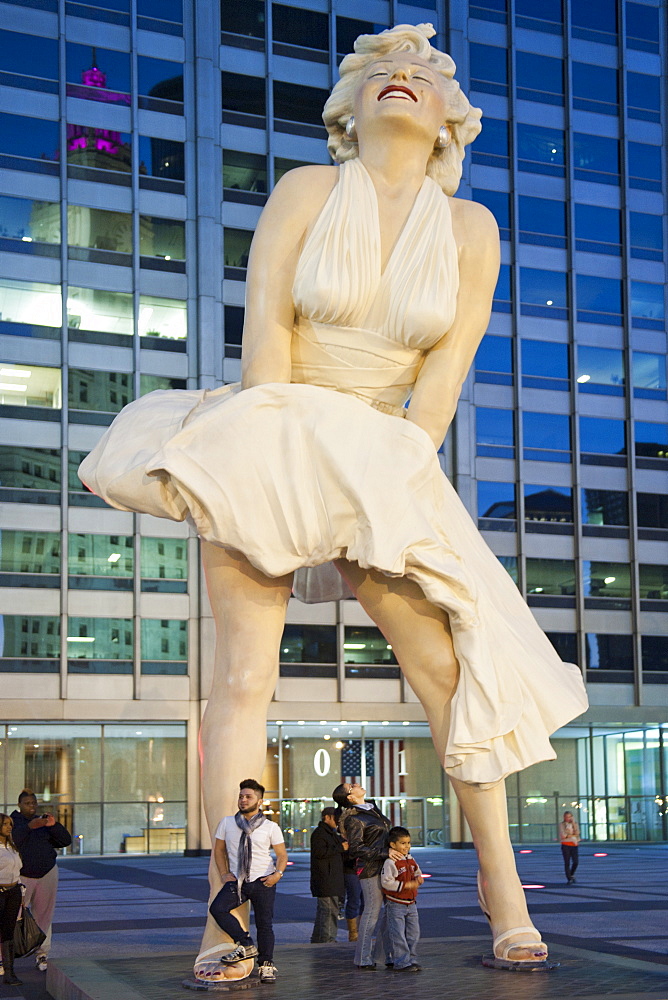 Giant Marilyn Monroe statue in Chicago, Illinois, United States of America, North America