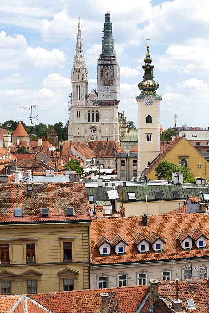 Rooftops and the twin spires of the Cathedral of the Assumption of the Blessed Virgin Mary, Zagreb, capital of Croatia, Europe