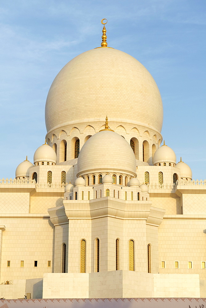 The Sheikh Zayed Grand Mosque in Abu Dhabi, capital of the United Arab Emirates.