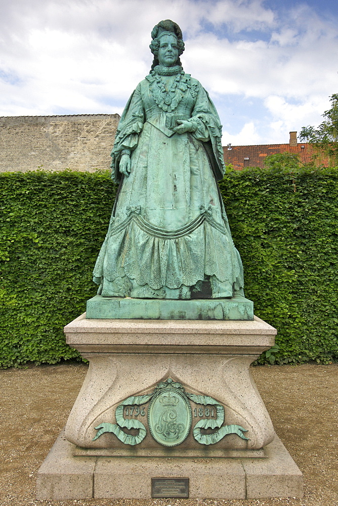 Statue of Caroline Amalie, who became Queen of Denmark in 1839, sculpted by Vilhelm Bissen, Rosenborg Gardens, Copenhagen, Denmark, Scandinavia, Europe