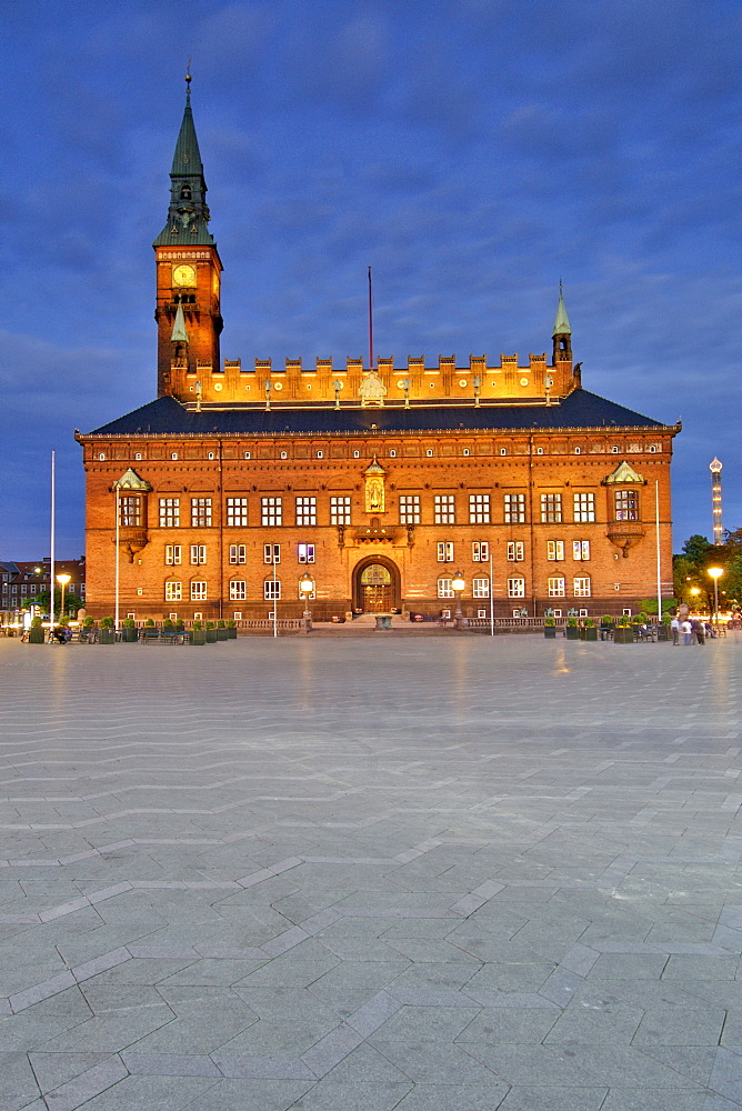 The Radhus Pladsen, city hall and square at dusk, Copenhagen, Denmark, Scandinavia, Europe