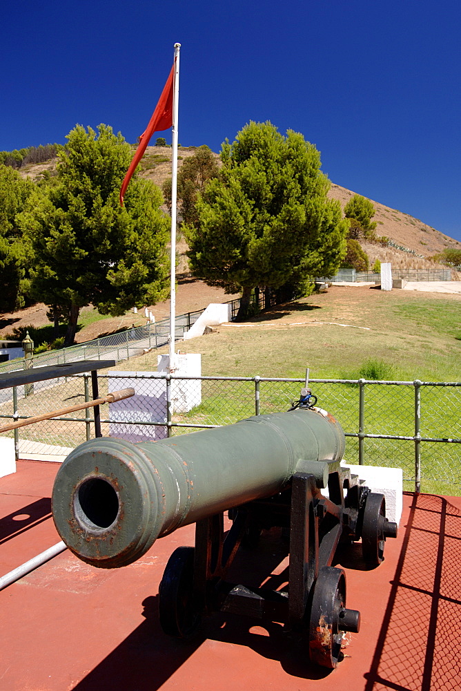 View of one of the two noon guns at Lion Battery on Signal Hill in Cape Town.
The daily noon gun is Cape Town’s oldest living tradition and the two cannons used are the oldest guns in daily use in the world. They have marked the midday hour in the mother city in this distinctive, albeit noisy manner since early 1806. The cannons were cast in Britain in 1794 and still bear the royal crest of King George the third. The firing of the cannon was originally to give ships in the bay a means of re-setting their clocks accurately.