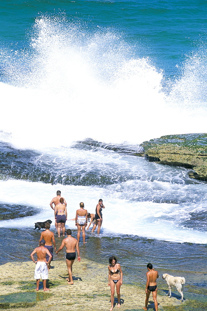 Enjoying the surf at Tamarama, south of Bondi Beach, in the eastern suburbs, Sydney, New South Wales, Australia, Pacific