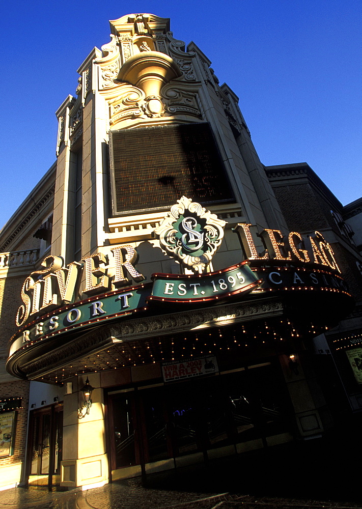 The 'Silver Legacy' hotel casino in Reno, the glitzy little Las Vegas-style gambling city in the far west, Reno, Nevada, United States of America (USA), North America