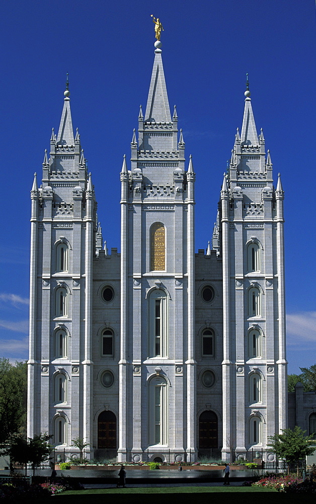 The Salt Lake Temple (1893) at the heart of Temple Square, world centre of the Church of Jesus Christ of Latter Day Saints (the Mormons), Salt Lake City, Utah, United States of America (USA), North America