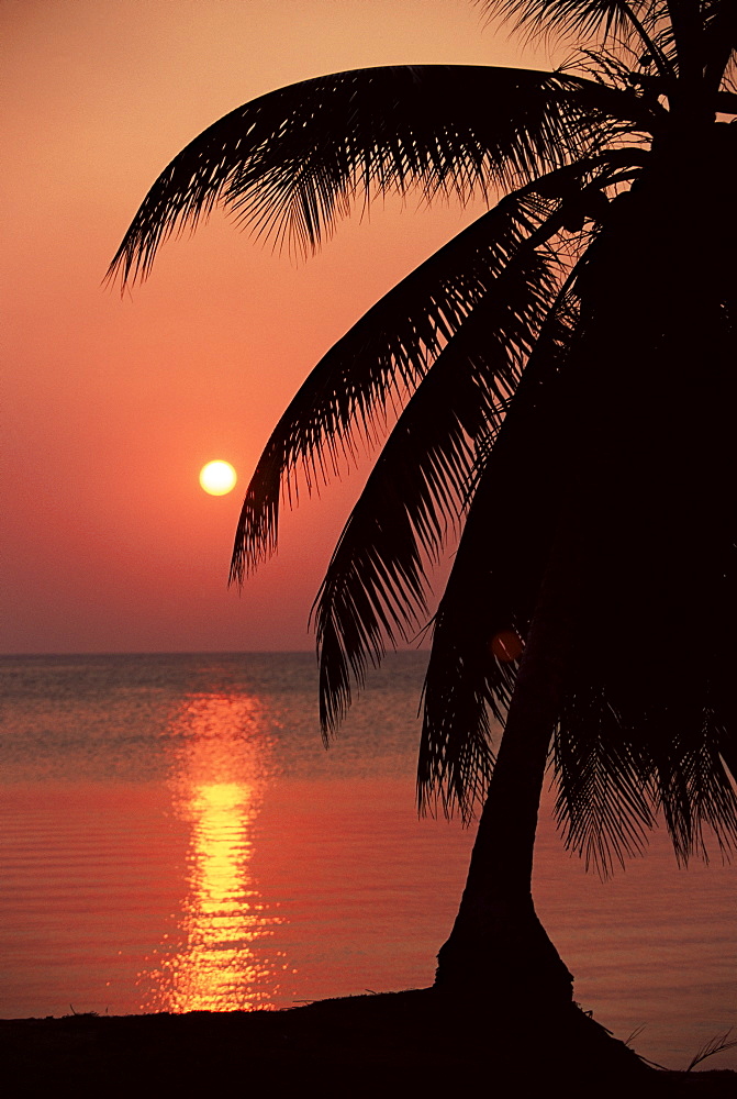 Sunset seen from the resort of West End on Roatan, largest of the Bay Islands, Honduras, Caribbean, Central America