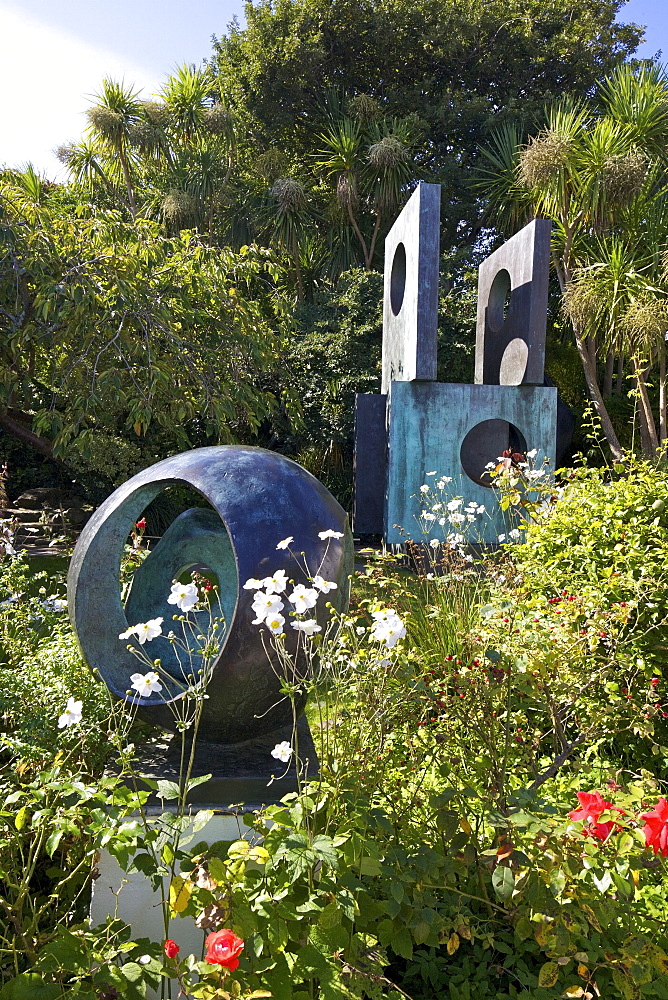 Barbara Hepworth Museum and Sculpture Garden, St. Ives, Cornwall, England, United Kingdom, Europe