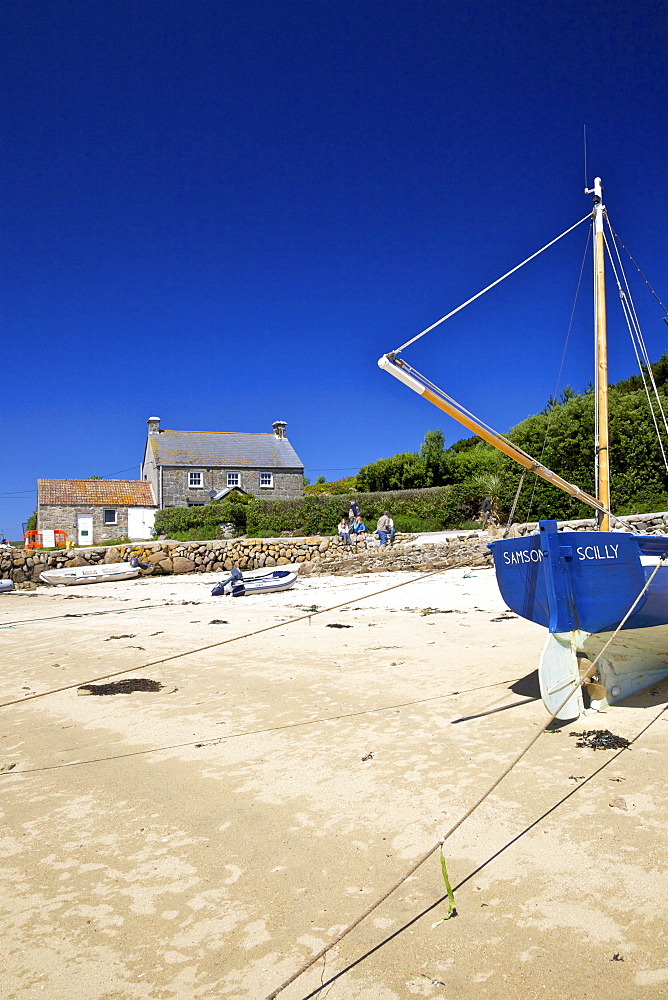 Sandy beach at New Grimsby, island of Tresco, Isles of Scilly, England, United Kingdom, Europe