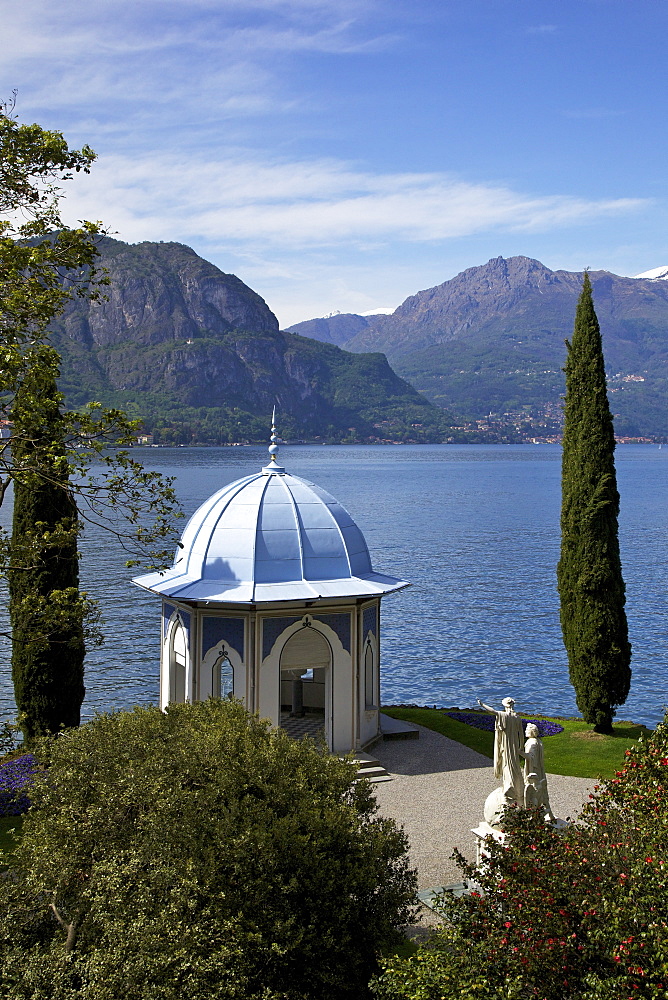 Moorish style classical temple, Gardens of Villa Melzi, Bellagio, Lake Como, Lombardy, Italian Lakes, Italy, Europe